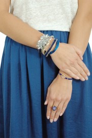 Makramee Armband 'Peace' cobalt blau
